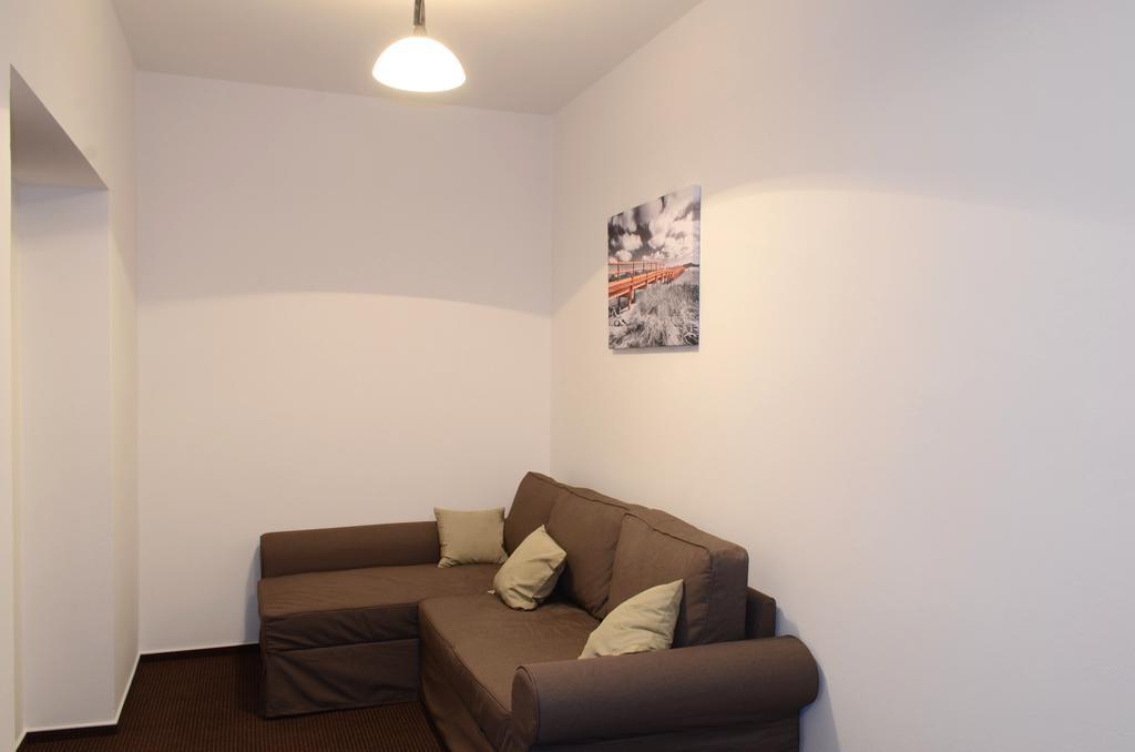 Hotel Konsel Ricky (Hradec Kralove) Quarto foto